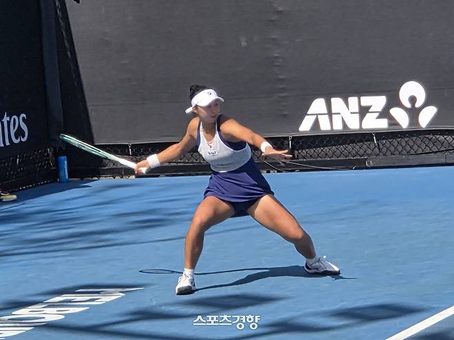 그랜드슬램 주니어에 처음 출전한 이하음의 플레이 모습.