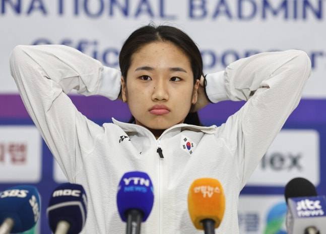 ▲ 안세영은 2025년 절정의 폼을 보여줬다. 11차례의 우승을 기록하며 압도적인 퍼포먼스를 보여줬고, 자연스럽게 100만 달러(약 14억 7,690만 원) 이상의 상금을 벌어들인 최초의 배드민턴 선수가 됐다. 경기 승률은 94.8%라는 놀라운 수치를 보여줬다. 2026년에도&nbsp;벌써 두 개의 타이틀을 거머쥐며 흐름을 이어가고 있다.&nbsp;ⓒ연합뉴스