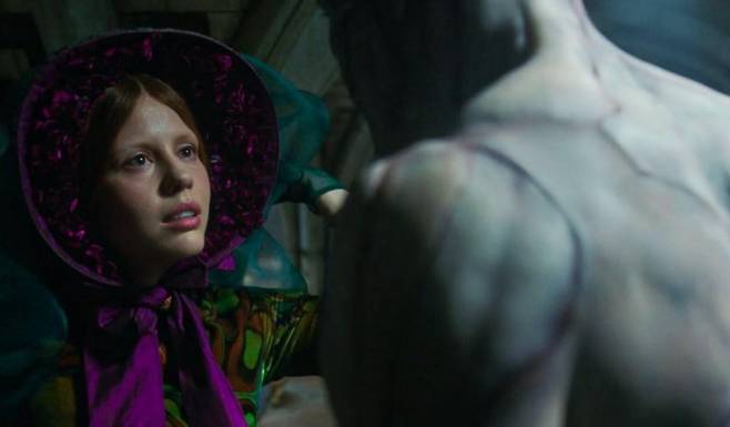 영화 속 괴물은 프랑켄슈타인 박사의 외면에 분노한다.[사진｜더스쿠프 포토]