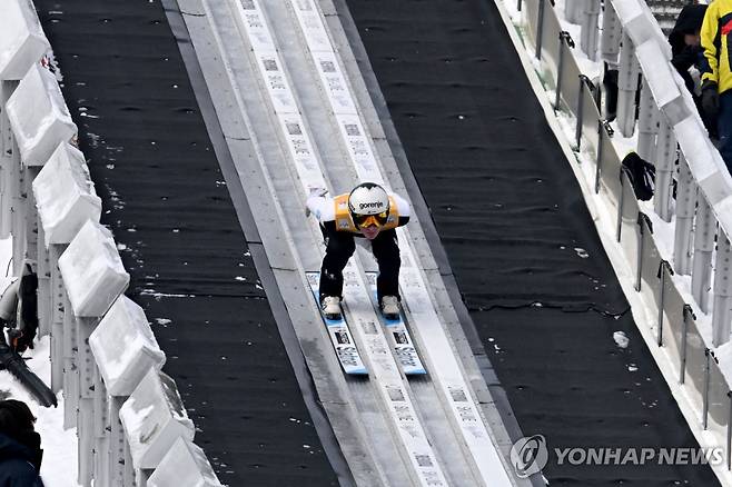스키점프 경기 모습 [AFP=연합뉴스 자료사진]