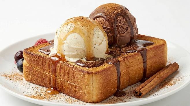 아이스크림과 대량 생산된 빵에는 유화제가 많이 포함돼있다|출처: Gemini 생성