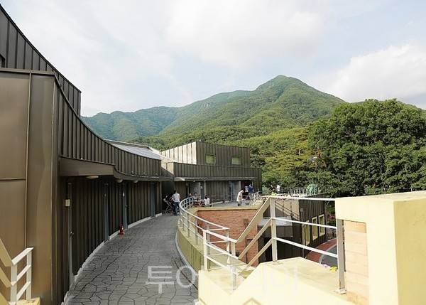 의령 신전권역 센터