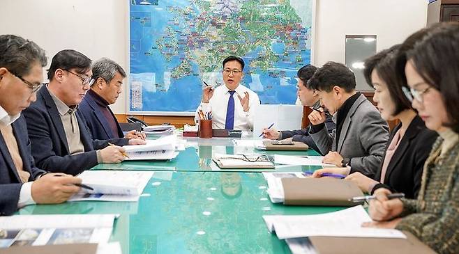 조석훈 목포부시장의 다섯번째 권역별 현안업무를 통해 하당권역 추진 사업 12건을 점검했다. 목포시 제공