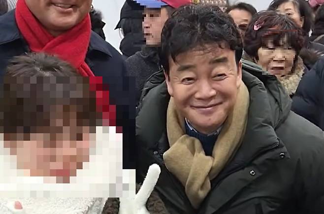 백종원, 지역축제서 포착… ‘방송 복귀설’엔 선긋기