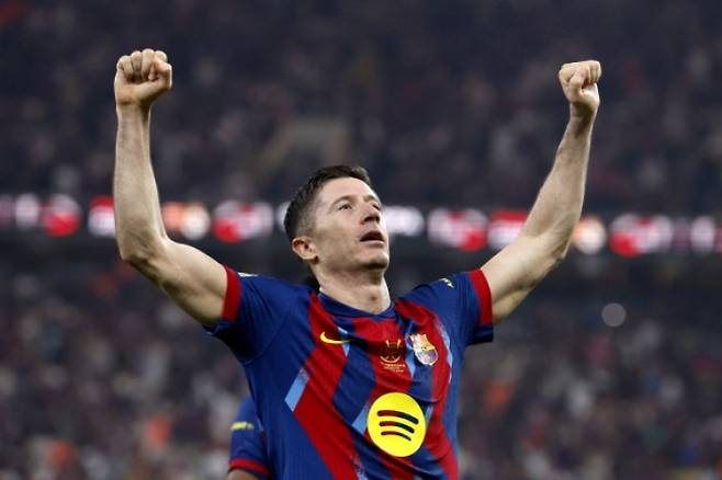 FC바르셀로나에서 뛰는 레반도프스키. [AFP=연합뉴스]