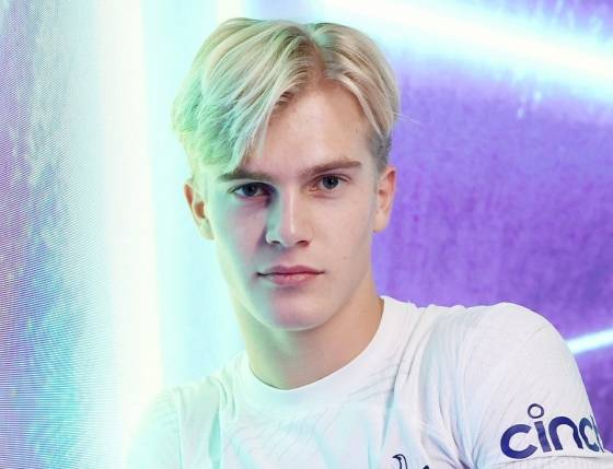 루카스 베리발 토트넘 홋스퍼 입단 당시. /사진=토트넘 공식 사회관계망서비스(SNS)