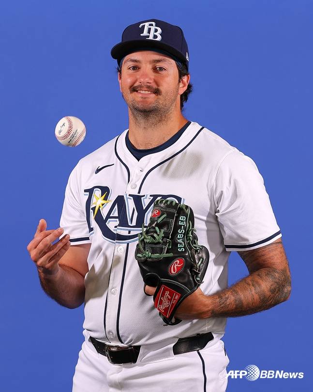 2025시즌을 앞두고 탬파베이 레이스 소속으로 프로필 사진을 찍은 코너의 모습. /AFPBBNews=뉴스1