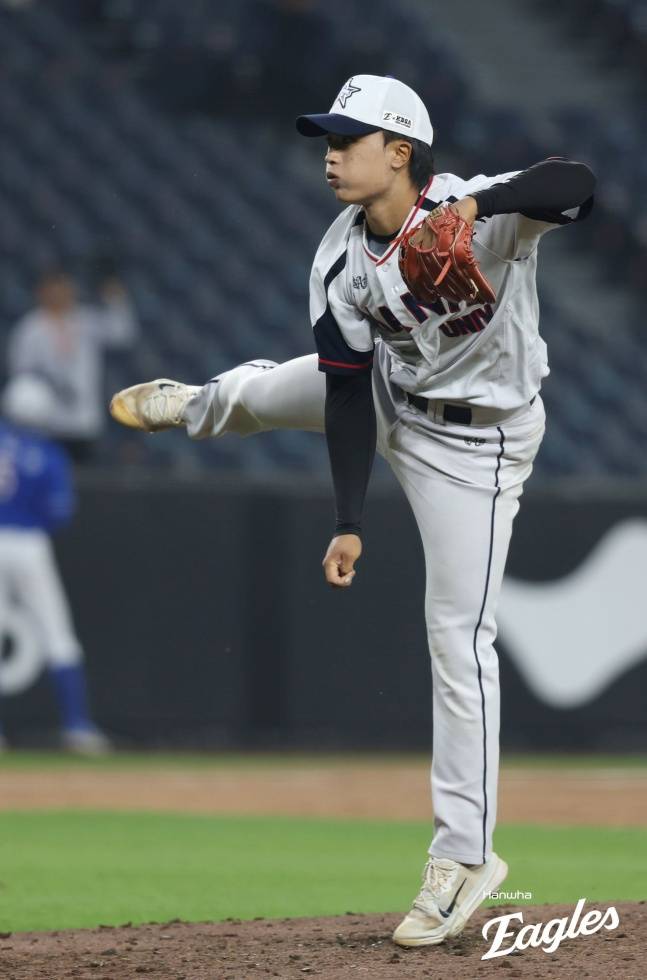 손아섭 영입 고려 안 한다 방향 잡은 롯데, 캠프 가는 신인 왜 '1명'... 예상 밖 행보엔 이유가 있다