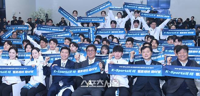 “한복·뮷즈·K-관광까지 총출동”…밀라노 한복판에 펼쳐진 동계올림픽 ‘코리아하우스’