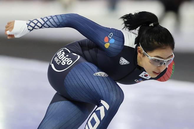 밀라노 코르티나담페초 동계올림픽 개막을 한 달여 앞둔 8일 스피드스케이팅 이나현이 서울 노원구 태릉국제스케이트장에서 훈련하고 있다. 연합뉴스