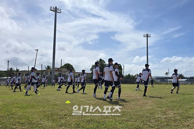 투수는 15명 정도...WBC 최종 엔트리 제출 임박→컨디션+임무 수행력 관건