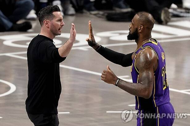 조던·르브론, 누가 GOAT냐? 레딕 감독의 현답 “둘 다 1위다”