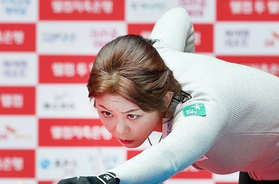 “벼랑 끝에서 살아났다” 김가영, 역전패 위기 딛고 16강 안착…스롱 백민주 오수정도 합류[웰컴저축銀LPBA]