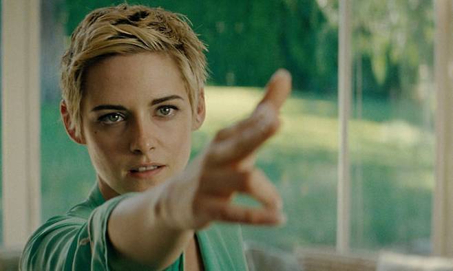 영화 '세버그'(SEBERG) 속 크리스틴 스튜어트(Kristen Stewart). 블루라벨픽쳐스