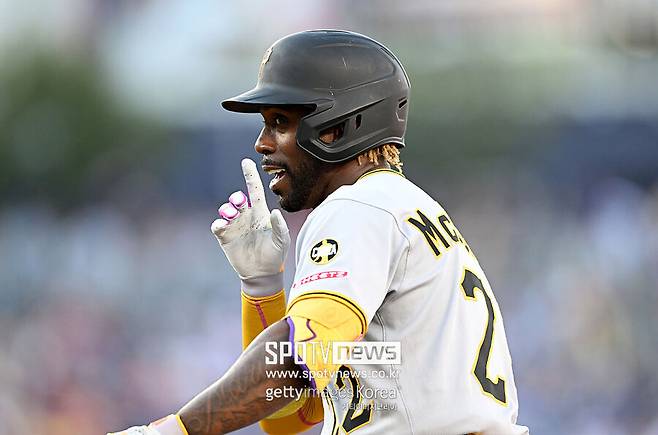 ▲ 앤드류 맥커친