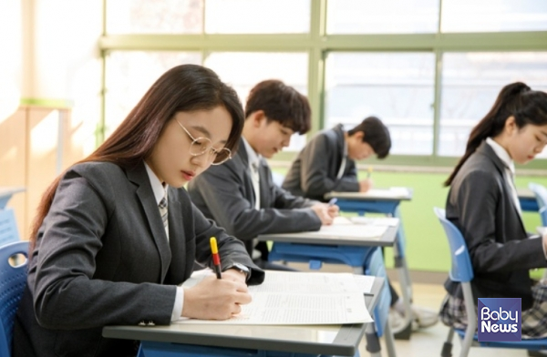 2023년 서이초등학교 사건 이후 이른바 '교권 보호 5법'이 개정·시행됐지만, 교원에 대한 침해 행위는 여전히 이어지고 있는 것으로 나타났다. ⓒ베이비뉴스