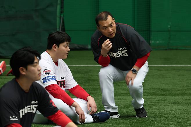 도영아 왜 다쳤을까? 탑티어인데 류현진 전담 트레이너, 친정 KIA 돌아온 이유 증명한다