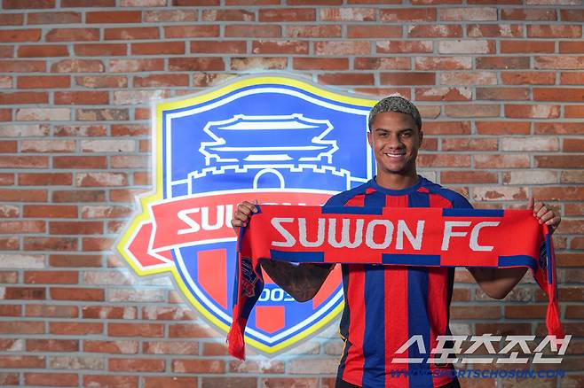 K-커피 짱 맛있어! 수원FC 'J2 오이타 출신 브라질 왼발 센터백' 델란 영입[공식발표]