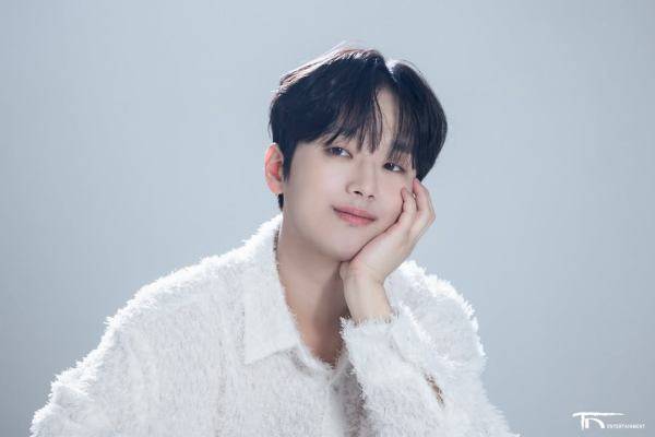 ⓒ이찬원 공식 SNS