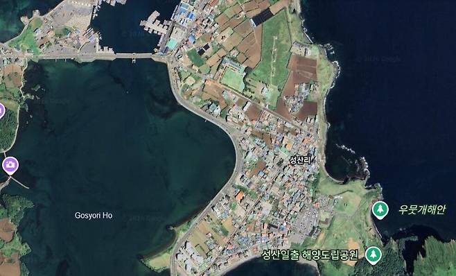 제주도 성산읍 성산일출봉 인근 지도. 왼쪽 상단에 오조리와 성산리를 잇는 편도 1차로 교량인 한도교가 있다. /구글어스 캡처