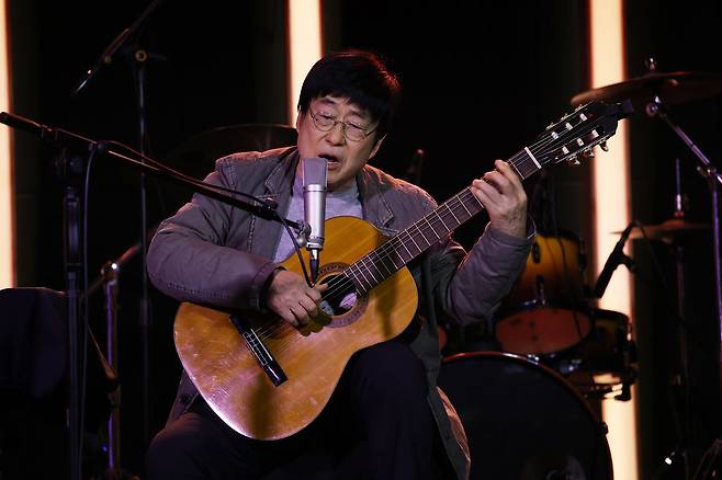 “일흔 살이 이렇게 가벼운지 몰랐네”…역시 ‘김창완다운’ 노래
