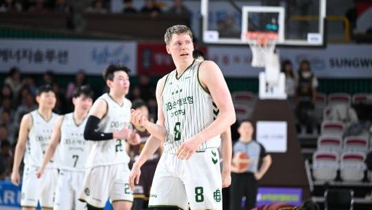 DB, 선두 LG에 연장승...엘런슨 더블더블