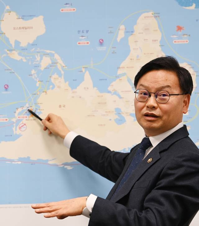 장관 부재 중 해양수산부를 이끌고 있는 김성범 차관은 “파이팅 넘치는 부처를 만들겠다”며 포부를 밝혔다.  박윤슬 기자