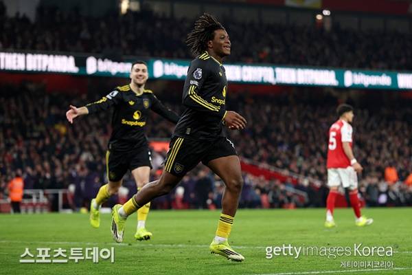 '맨시티·아스널 격파' 맨유, 악재 터졌다…도르구, 햄스트링 부상으로 10주 결장 전망