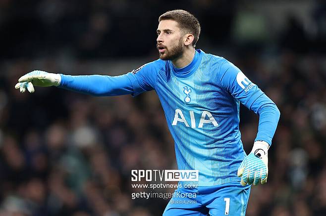 ▲ 비카리오가 이탈리아로 돌아갈 경우 토트넘의 골키퍼진에 공백이 생긴다. 올 시즌 프리미어리그에서 가장 뛰어난 활약을 펼친 골키퍼로 평가받는 루프스를 토트넘이 여름 이적 시장에서 영입 대상으로 고려하고 있다.