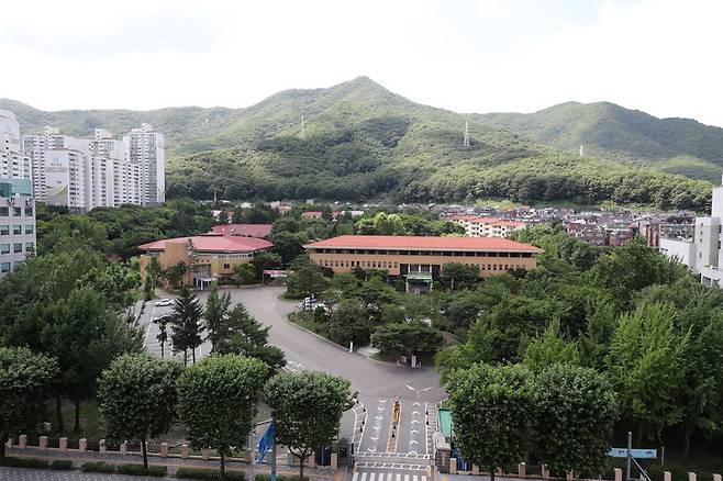 ▲ 올해 3월 폐원을 앞둔 군포시 산본동 소재 서울시 소유 '서울시 남부기술교육원' 전경. /사진제공=군포시