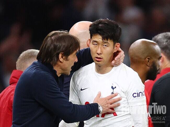손흥민이 피해자 됐으면 어쩔 뻔...'인간성 최악' 폭로한 제자에 콘테 맞불, 징징거리기나 하는 선수