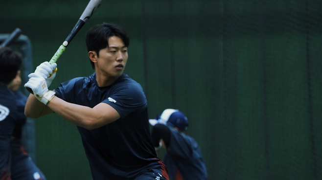 몸값·이름값 무의미...무한 경쟁 예고한 롯데 자이언츠 '센터 라인'