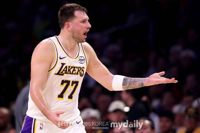 돈치치 29득점에도 30점 차 대패! LA 레이커스, 클리블랜드 원정서 무릎→3연승 실패
