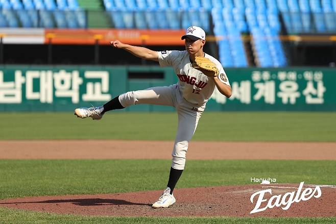 [공식] 드래프트 때부터 관심 한화, FA 김범수 보상선수 정했다 '최고 153㎞' 파이어볼러 양수호