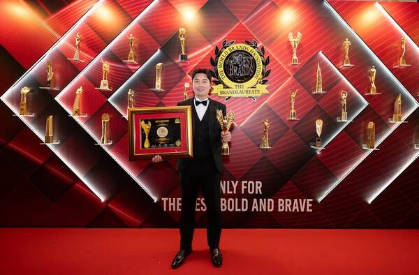 이동국 디렉터, 브랜드로레이 스포츠 아이콘 리더십상 수상...韓 축구인 두 번째