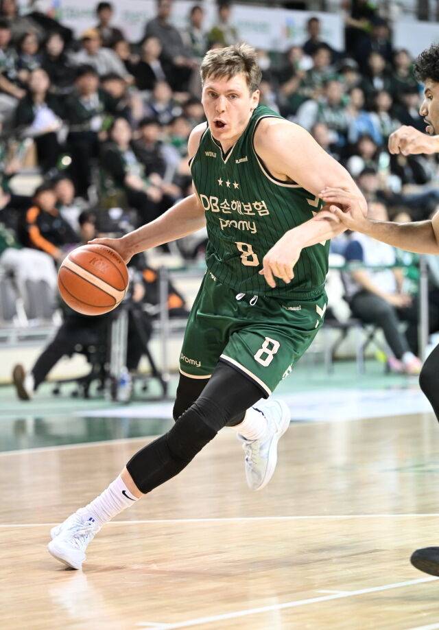 '엘런슨 40점' 연장 혈투 끝에 DB, 108-103으로 신승→공동 2위 등극…가스공사 5연패 어쩌나