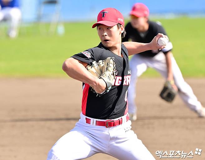 2일 오후 일본 오키나와 온나손 아카마 구장에서 열린 KIA 타이거즈와 삼성 라이온즈의 연습경기, 7회말 KIA 곽도규가 공을 힘차게 던지고 있다. 엑스포츠뉴스 DB