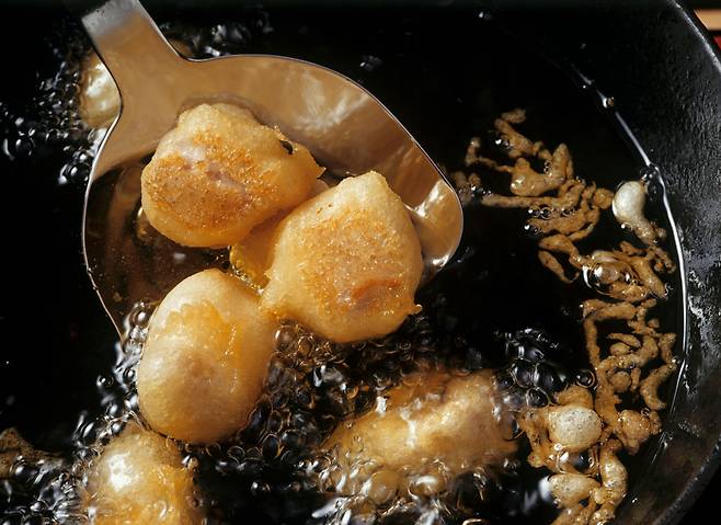 췌장 건강을 위해서는 지방이 많은 튀김류 섭취는 자제해야 한다./사진=클립아트코리아