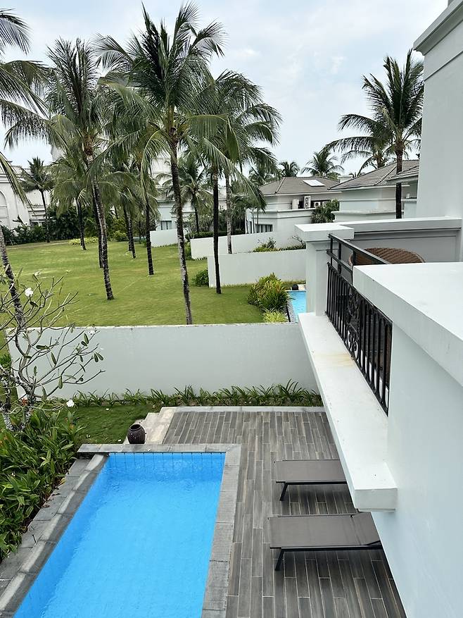 빌라동 개별 수영장 모습 / 사진=권효정 여행+ 기자