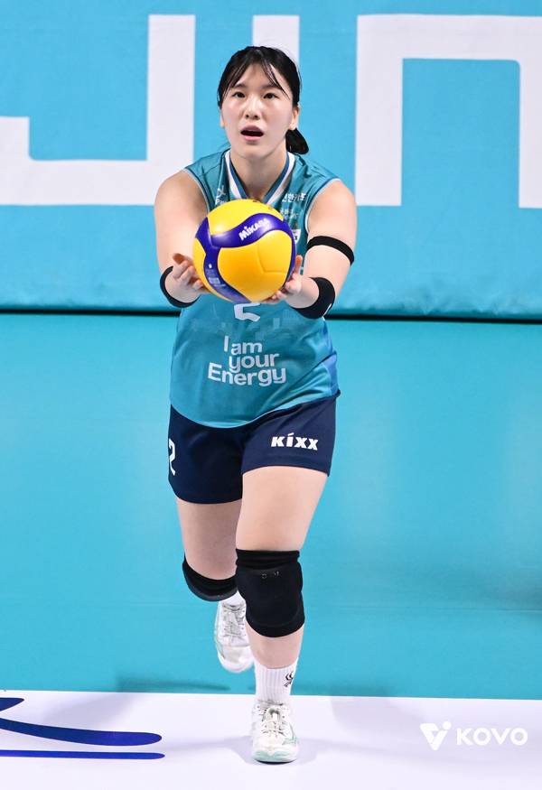 신인 김효임은 서베로로서 자신의 존재감을 보여주고 있다. 사진 제공= KOVO