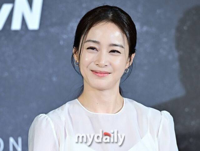 김태희 측 친언니 아파트 압류? 美 거주로 건보료 체납 몰라, 배우와 무관 [공식입장]