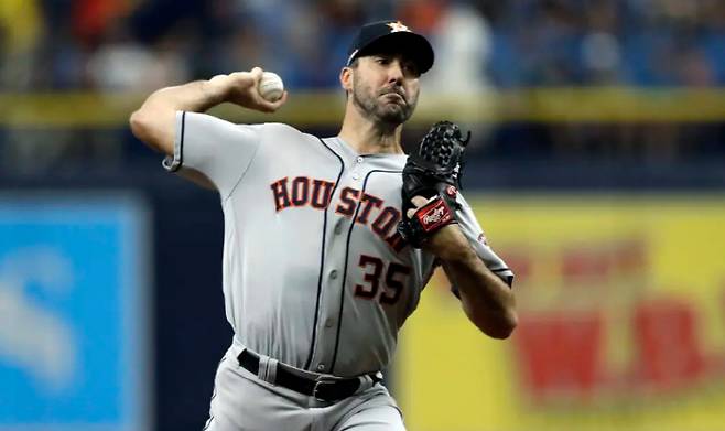 ◇현역 연장 의지를 드러내며 FA시장에 나온 벌랜더지만 찬바람을 맞고 있다. AP연합뉴스