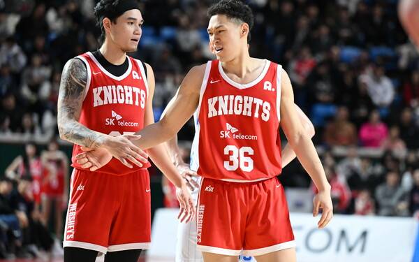 에디 다니엘(오른쪽). ⓒKBL
