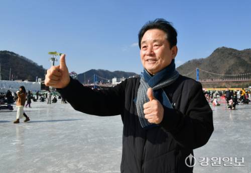 ◇암 투병 중에도 축제 지킨 최문순 화천군수