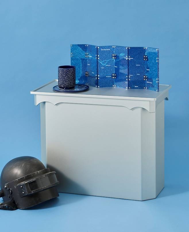 크래프톤이 문화체육관광부, 한국공예·디자인문화진흥원과 전통 공예 창작자들과 함께한 ‘펍지 오늘전통협업 컬렉션’을 선보였다. 사진 | 크래프톤