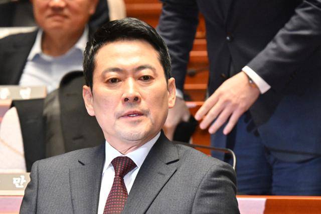 장동혁 국민의힘 대표가 2일 국회에서 열린 의원총회에 참석해 있다. 민경석 기자