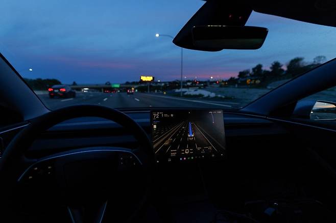 FSD가 적용된 테슬라.  /사진=로이터 연합