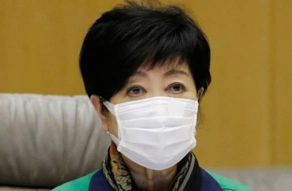 일본에서 중의원 선거가 6일 앞으로 다가온 가운데 마스크 착용이 여성 정치인에게만 불리하게 작용한다는 연구 결과가 나왔다. [사진출처 = SCMP]