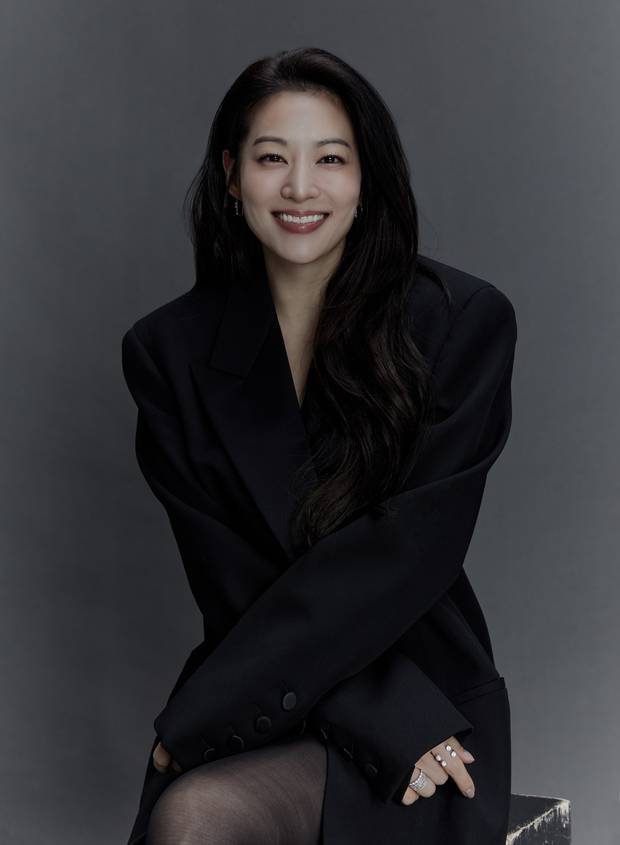 넷플릭스 애니메이션 ‘케이팝 데몬 헌터스’에서 루미의 목소리를 연기한 한국계 미국인 배우 아덴 조. 사진 제공=웨이브나인