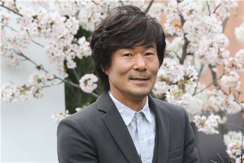 オ・グァンロク、イ・ジョンヒョンの結婚式に出席（ソウル＝聯合ニュース） 2019年7月、ソウル中区の新羅ホテルで開かれた歌手兼俳優イ・ジョンヒョンの結婚式で、カン・ミンジ記者＝俳優オ・グァンロクがポーズを取る。2019.4.7。 mjkang@yna.co.kr